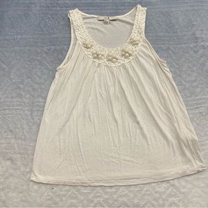 XXI white tank blouse